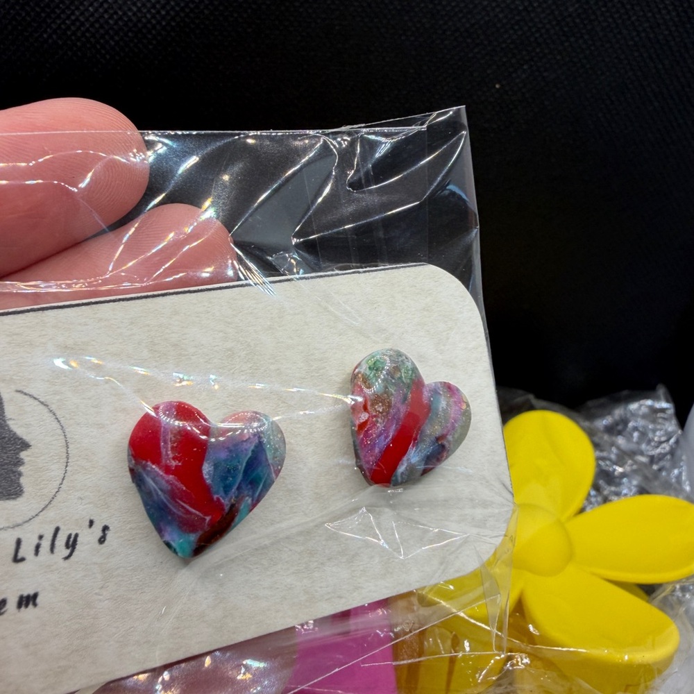 Colorful Hair Clips and Earrings Set - Picture 3 of 5